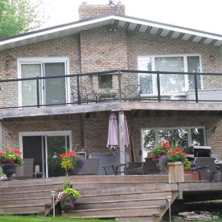 Water'S Edge B & B Oro-Medonte Buitenkant foto