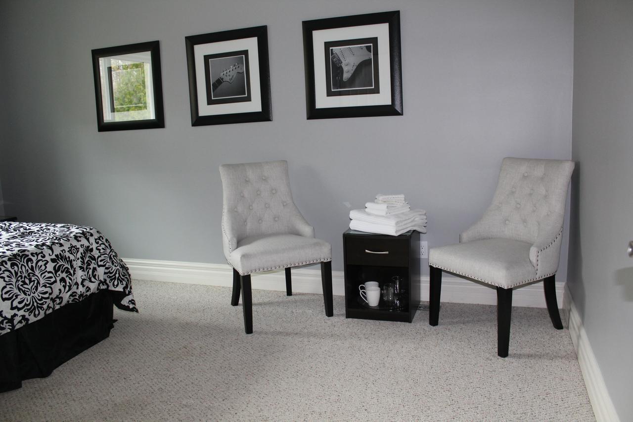 Water'S Edge B & B Oro-Medonte Buitenkant foto