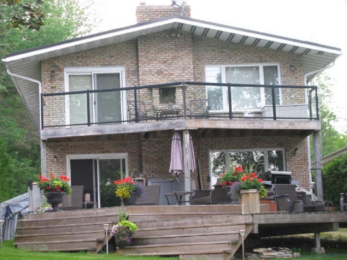 Water'S Edge B & B Oro-Medonte Buitenkant foto